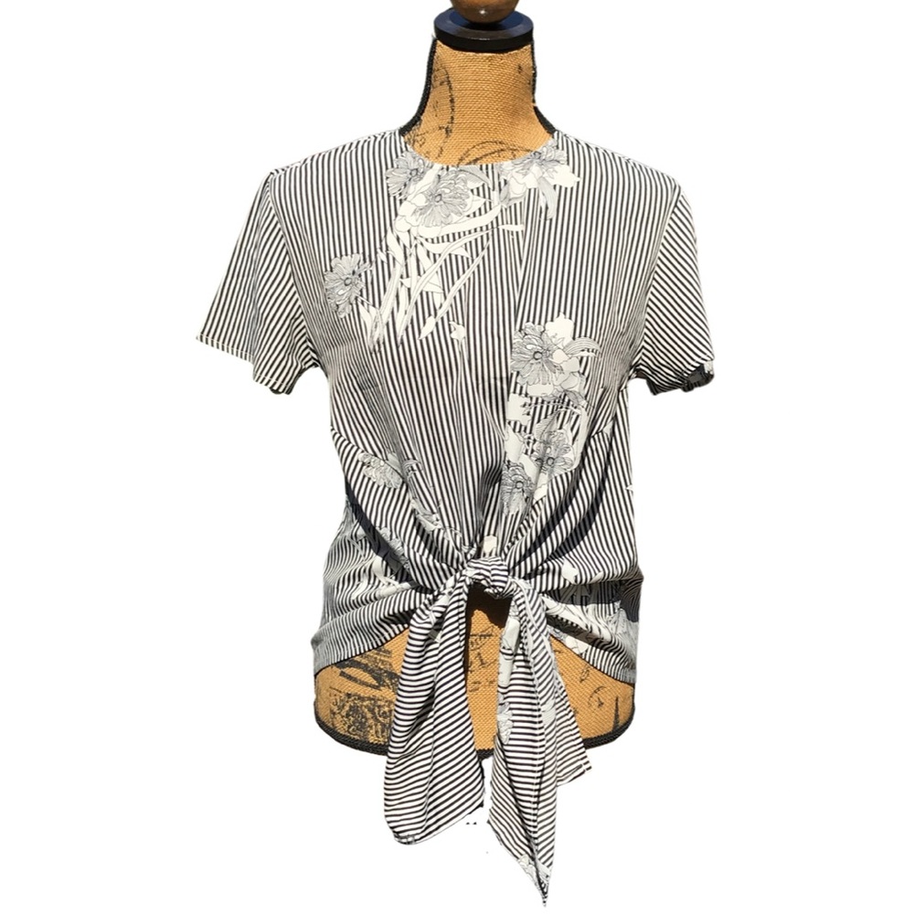 Style Envy Tie Front Black and White Stripe Floral Blouse Sz S